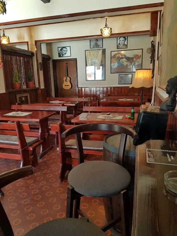 Апартаменты Turo Njeguši Apartman Цетине