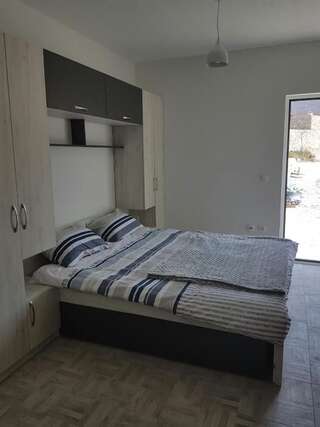 Апартаменты Turo Njeguši Apartman Цетине Стандартные апартаменты-31