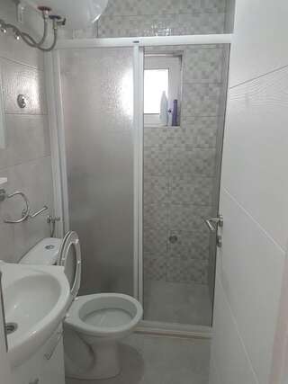 Апартаменты Turo Njeguši Apartman Цетине Стандартные апартаменты-7