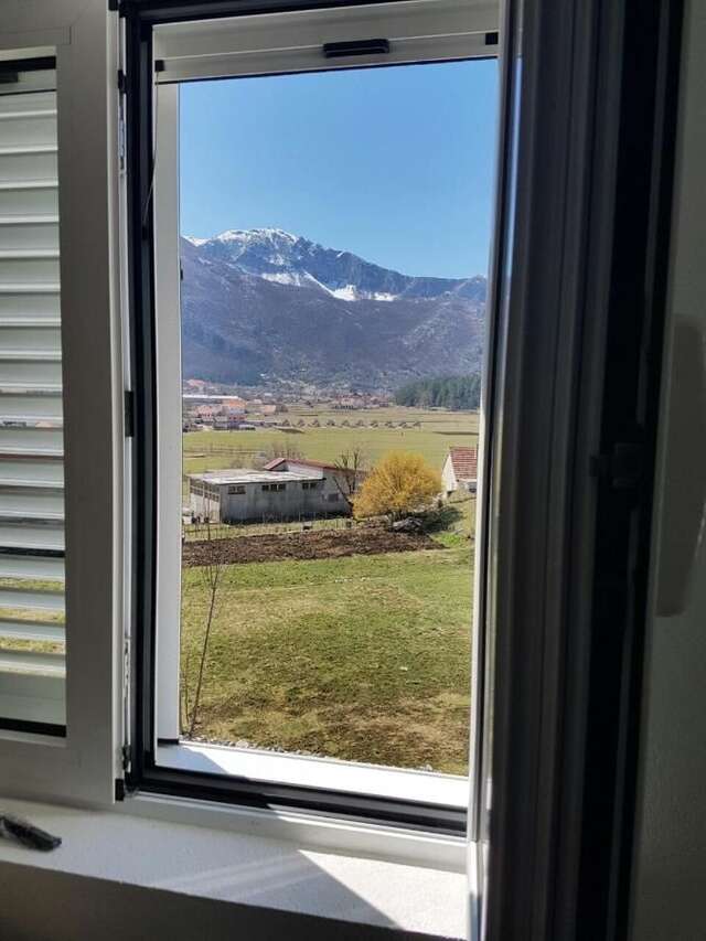 Апартаменты Turo Njeguši Apartman Цетине-15